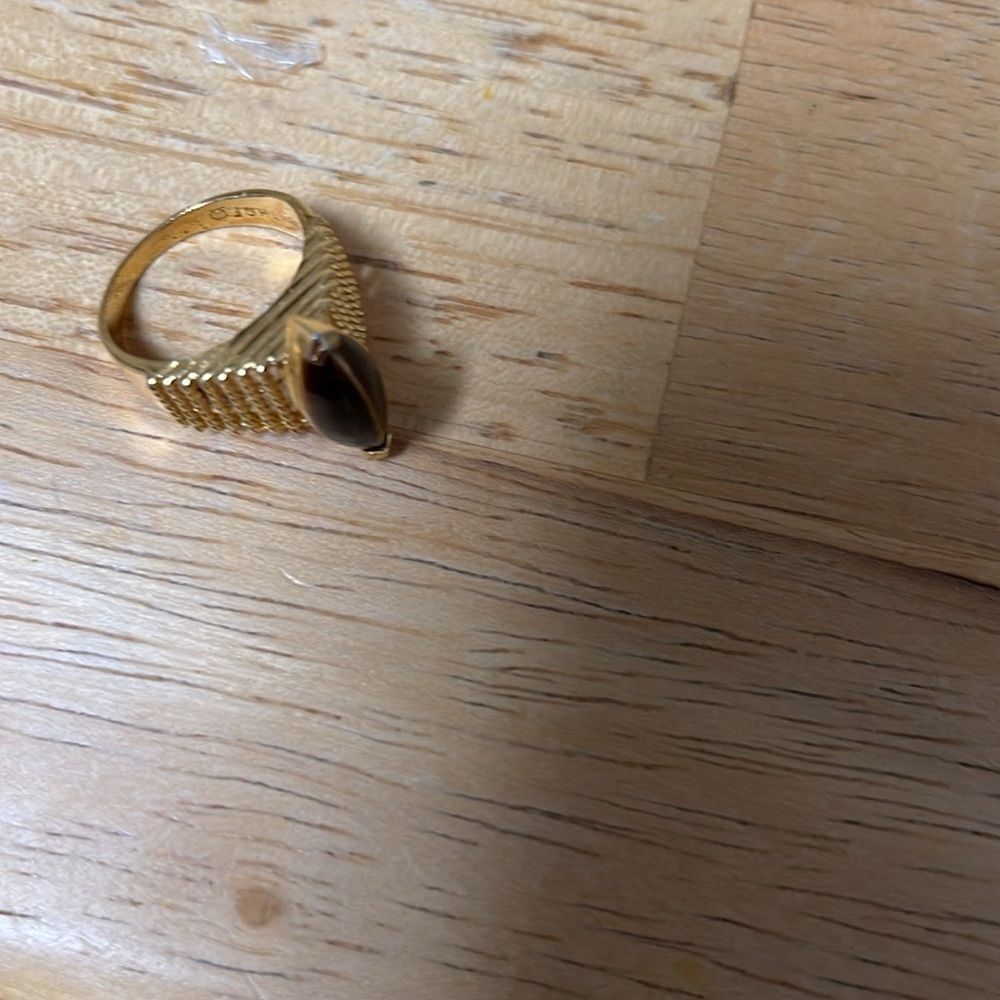 18k women’s Vintage Tiger Eye gold high grade electroplated ring.